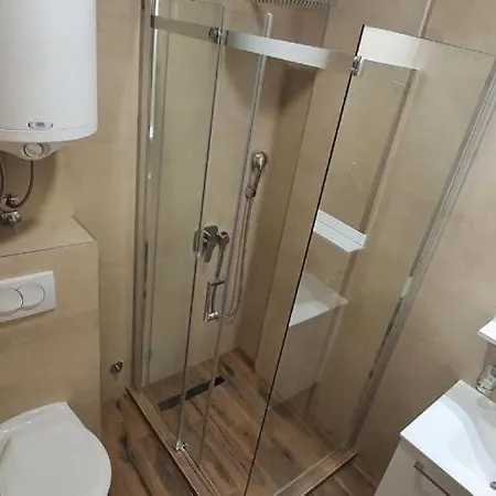 アパート Montana 21 コパオニク